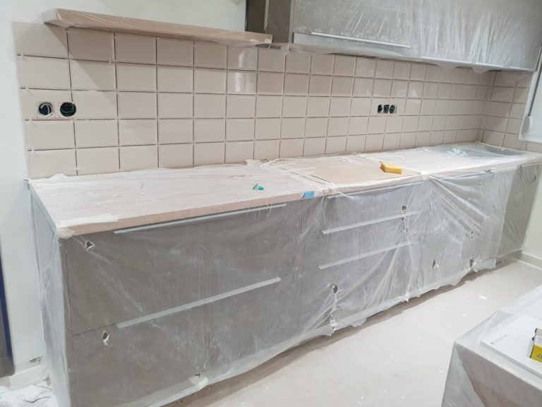 Kitchen tiling